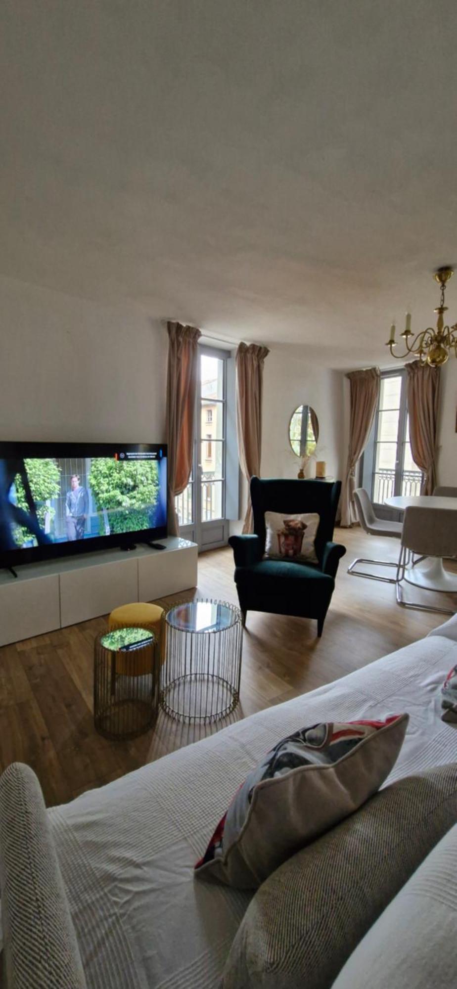 Via Narbona Apartment Luaran gambar